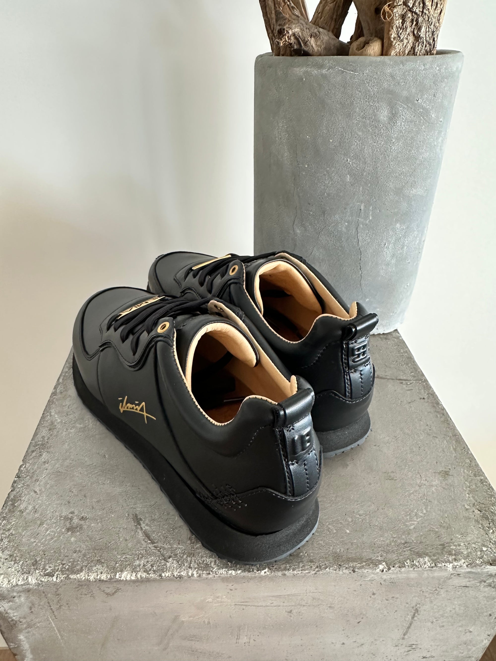 Women's Sneakers Brione Black/Gold